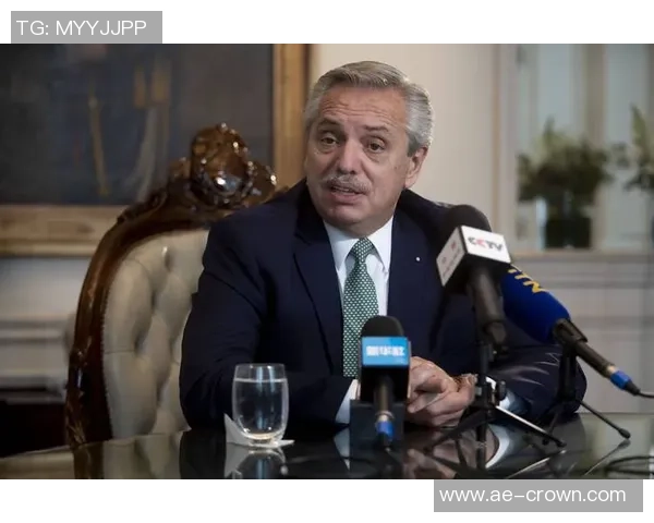 斯卡洛尼解释冈萨雷斯踢边卫的原因强调其能力而非对手因素