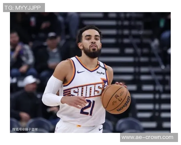 勇士队自主研发巅峰大洛波斯特防守效率高居联盟第三名 勇士队自主研发巅峰大洛波斯特防守效率高居联盟第三名