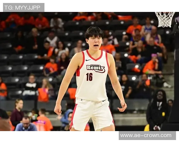 杨瀚森盛赞斯普利特教练细致指导努力追随其训练理念