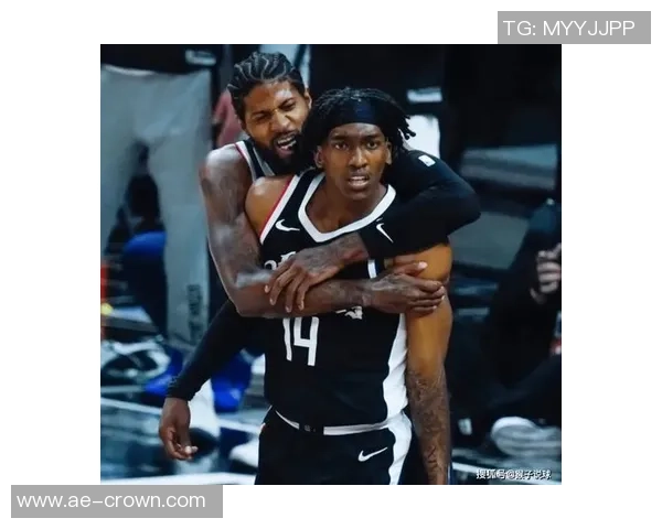 曼恩表现出色12投5中斩获15分外加1篮板6助攻2抢断助力球队胜利